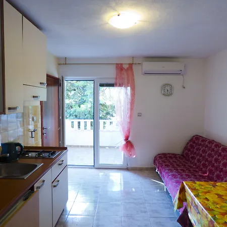 Plaza דירה איוואן דולץ