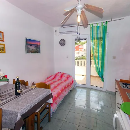 Plaza דירה איוואן דולץ