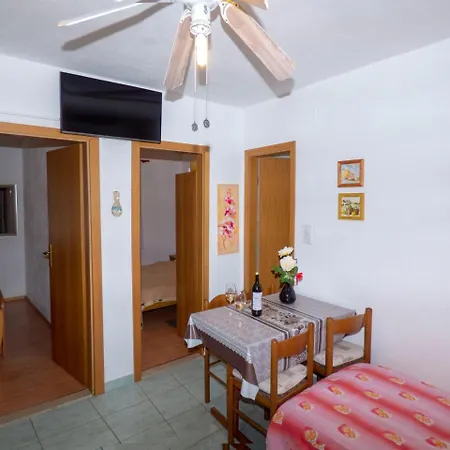 דירה Plaza איוואן דולץ